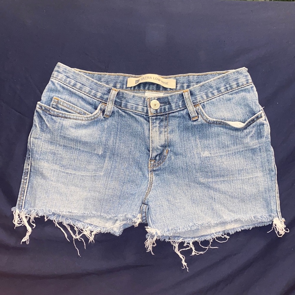 GAP low rise shorts